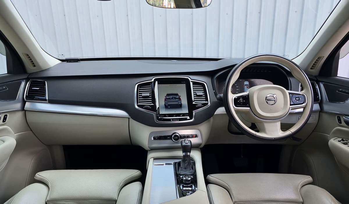2017 Volvo XC90 image-11