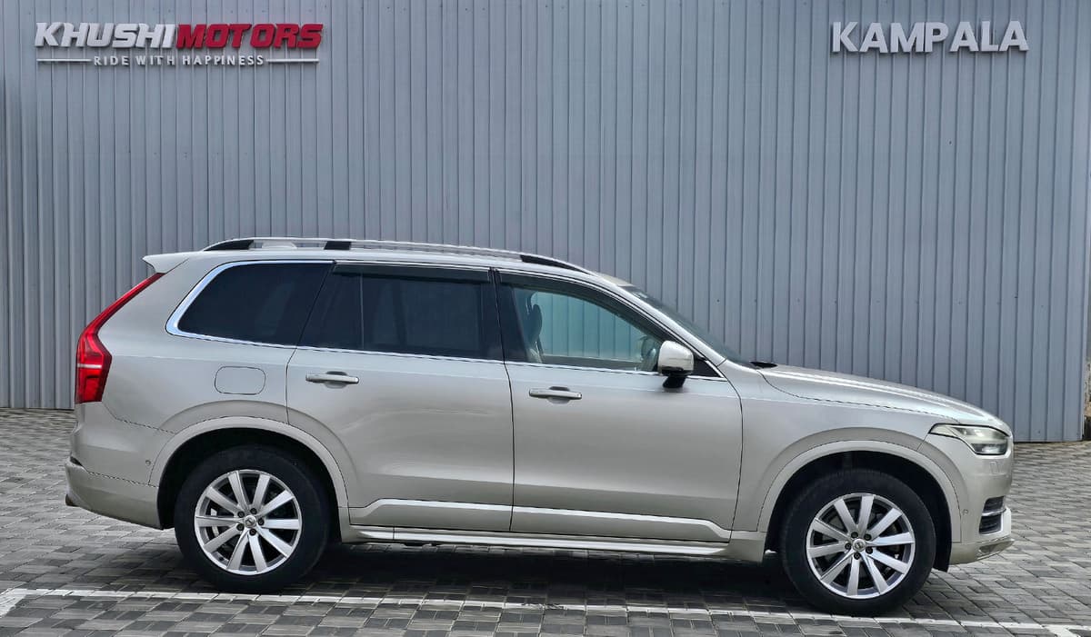 2017 Volvo XC90 image-12
