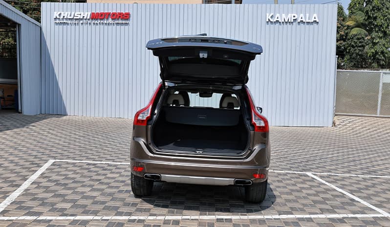 2016 Volvo XC60 D4 image-11
