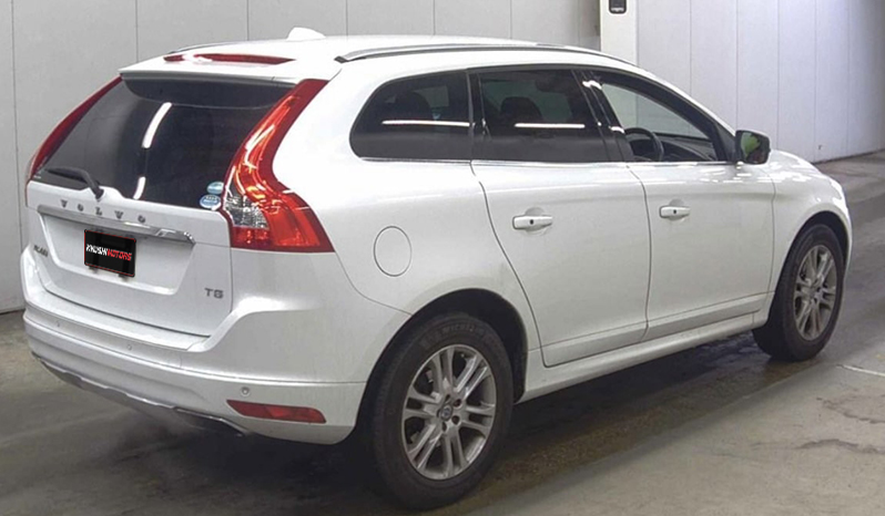2015 Volvo XC60 image-3
