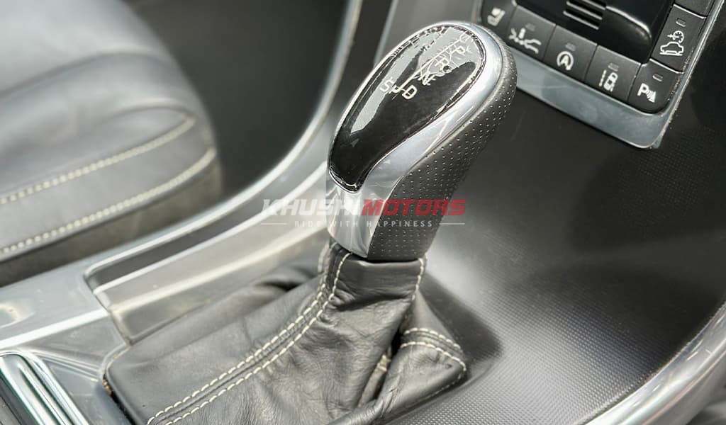 2016 Volvo XC60 image-13