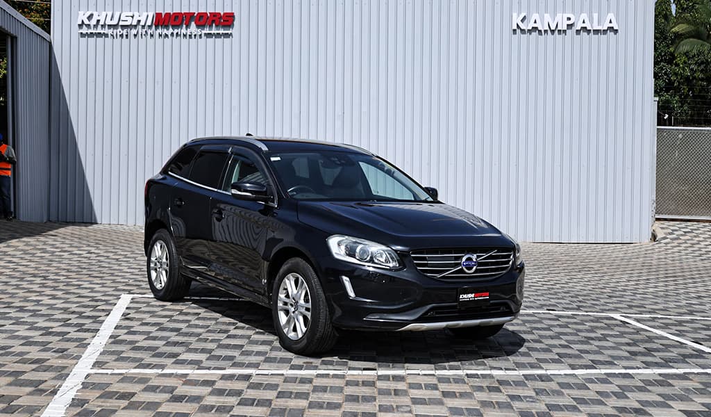2015 Volvo XC60 image-1
