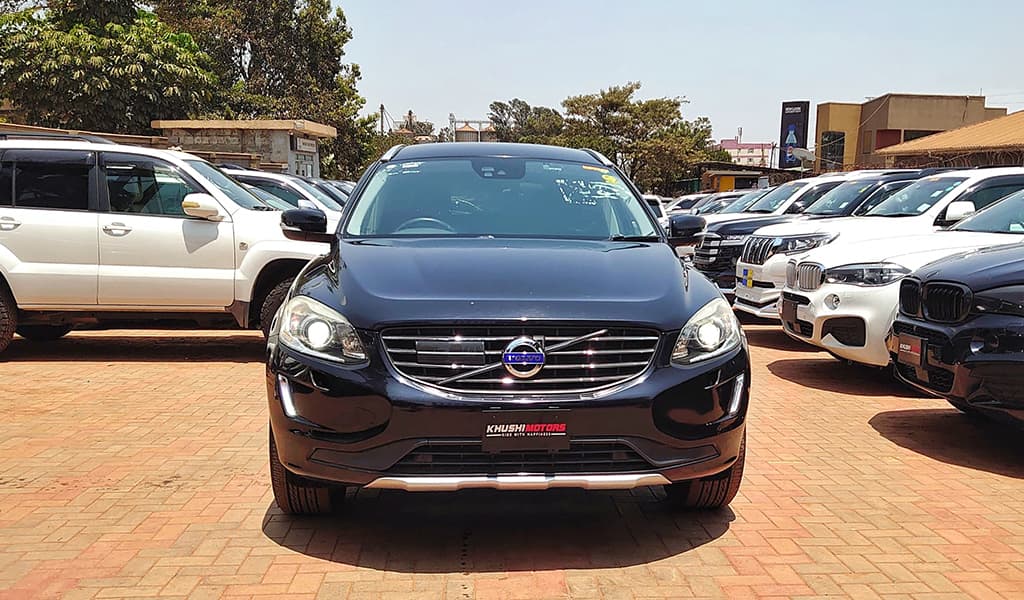 2015 Volvo XC60 image-17