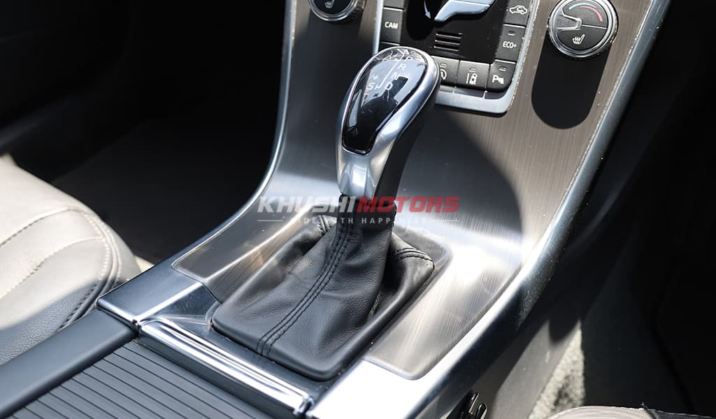 2015 Volvo XC60 image-23