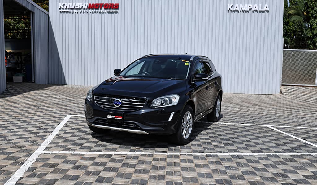2015 Volvo XC60 image-28