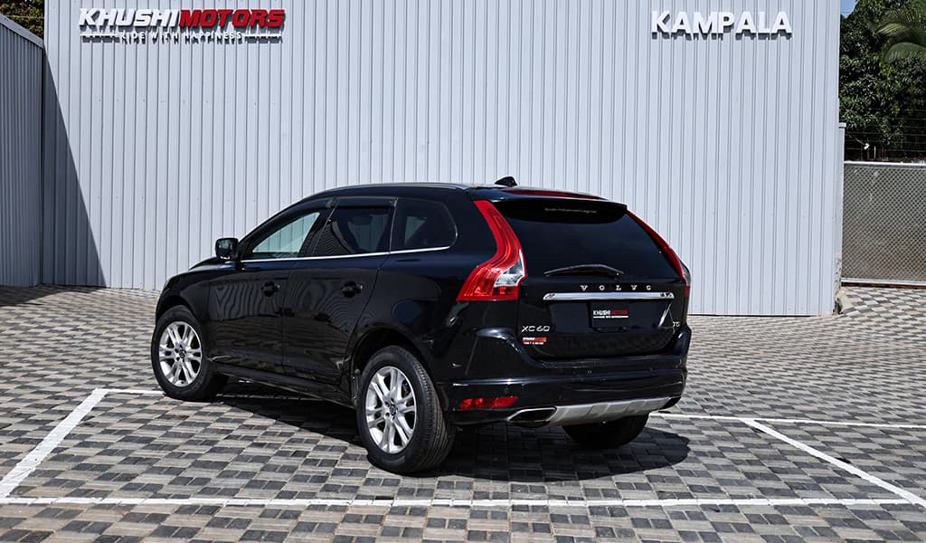 2015 Volvo XC60 image-29