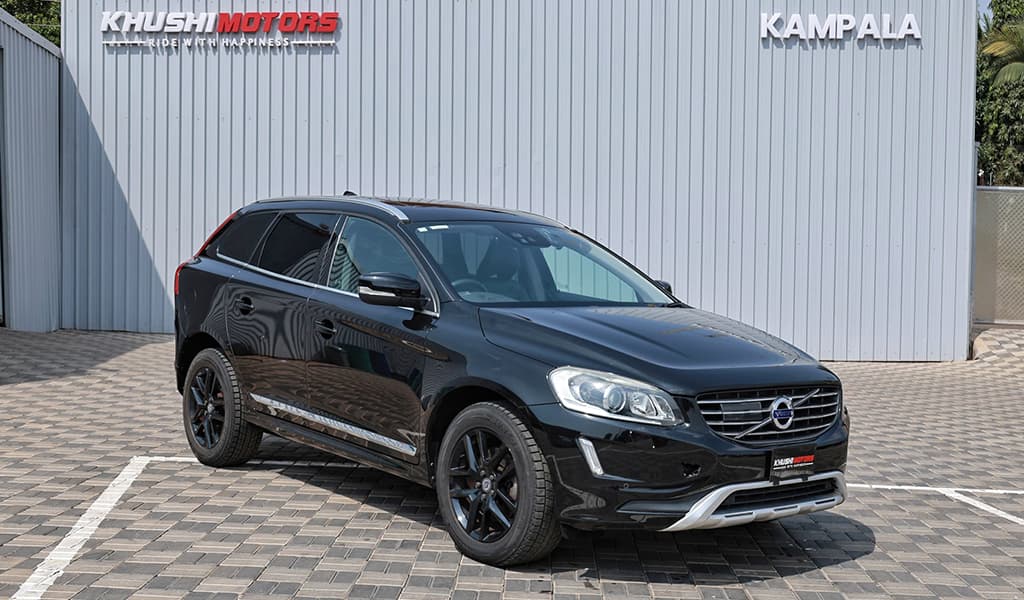 2016 Volvo XC60 image-1