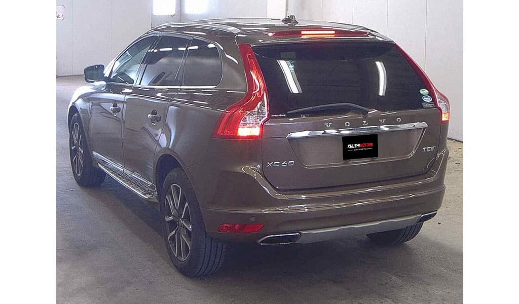 2016 Volvo XC60 image-5