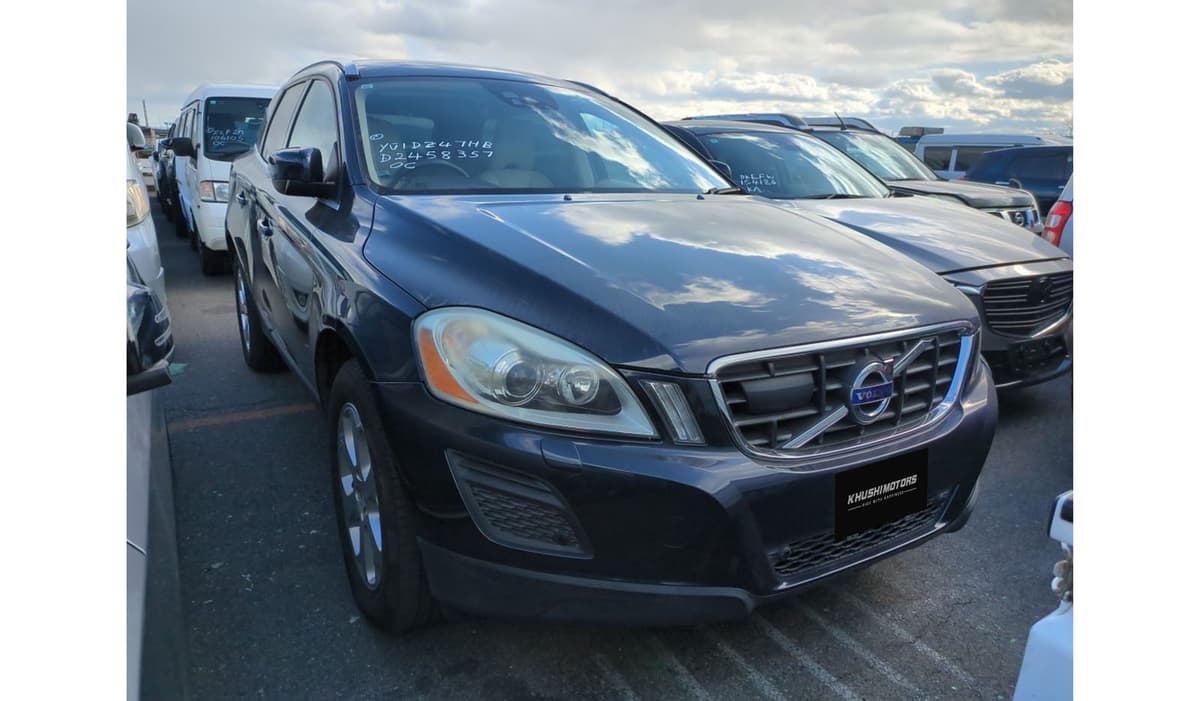 2013 Volvo XC60 image-1
