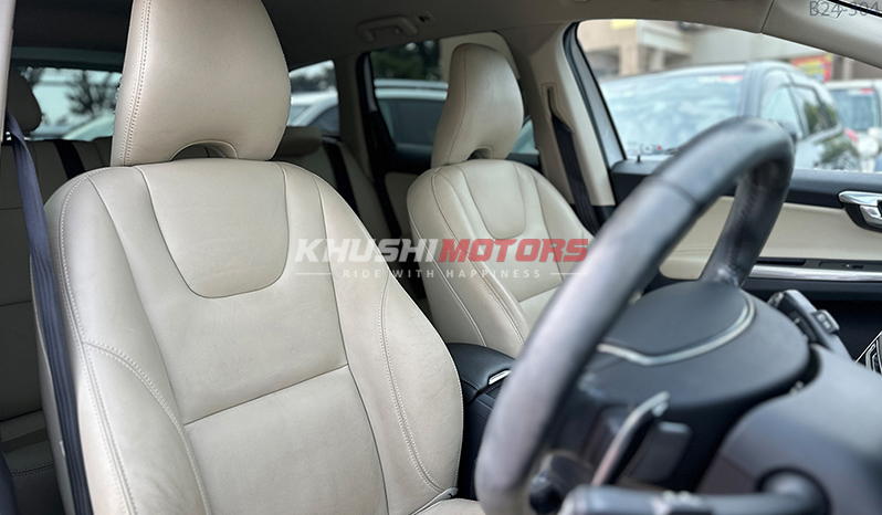 2015 Volvo XC60 T5 Se image-10