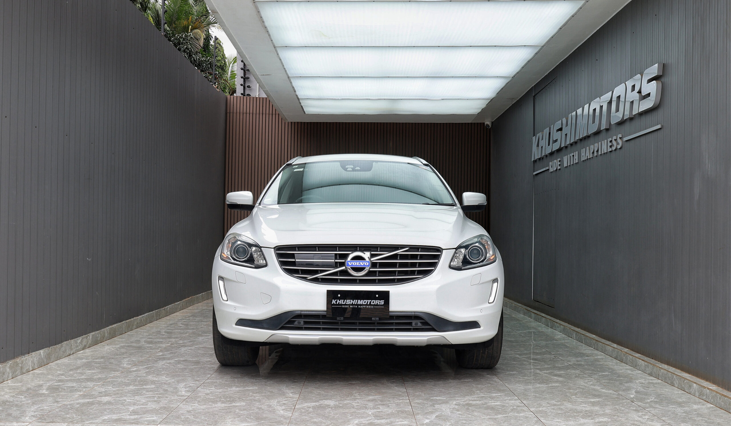 2013 Volvo XC60 T5 Classic image-13