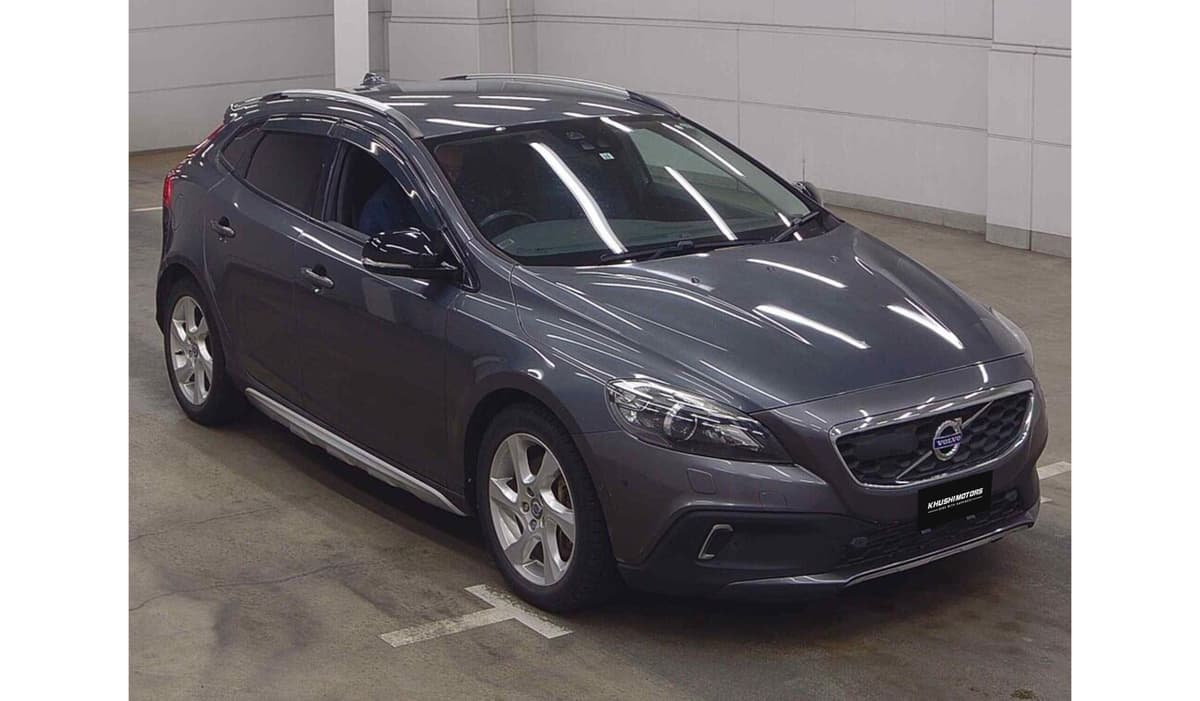 2013 Volvo V40 Cross Country T5 Awd image-1
