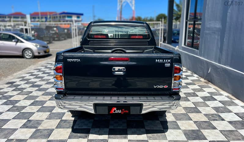 2005 Toyota Hilux Double Cab image-3