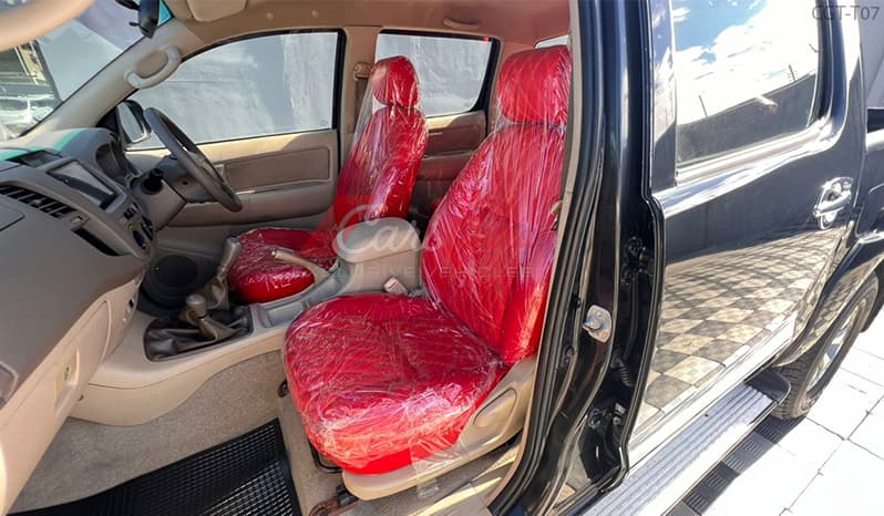 2005 Toyota Hilux Double Cab image-8