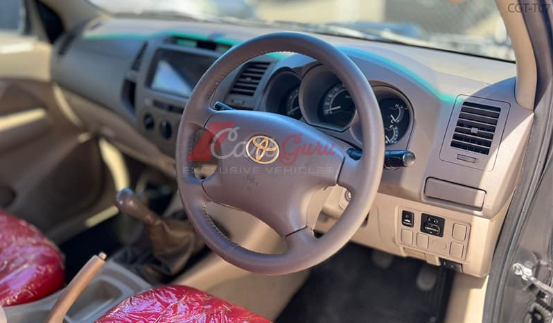 2005 Toyota Hilux Double Cab image-10
