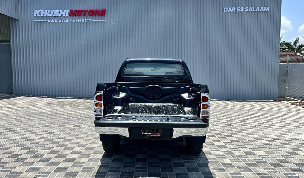 2005 Toyota Hilux Double Cab image-40