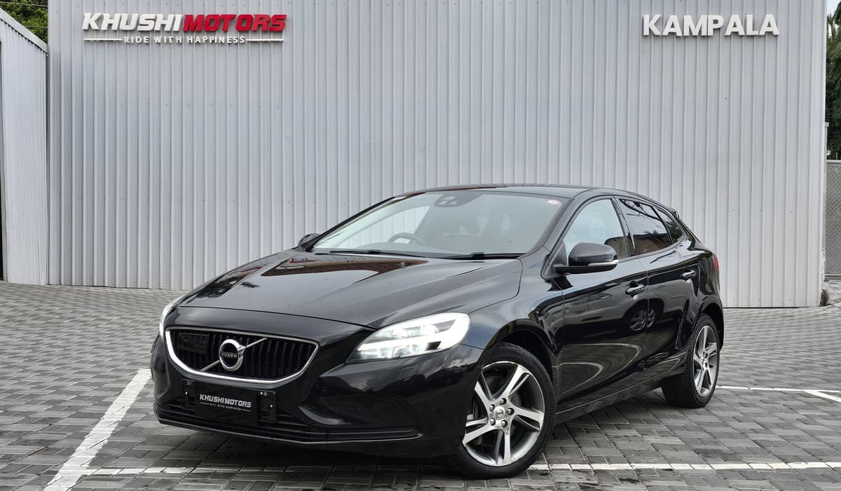 2016 Volvo V40 D4 Momentum image-14