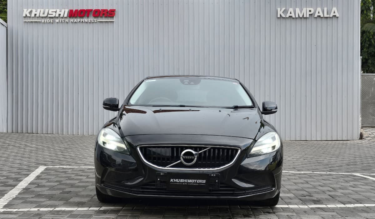 2016 Volvo V40 D4 Momentum image-15