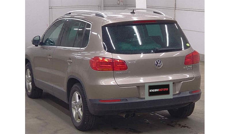 2011 Volkswagen Tiguan image-4
