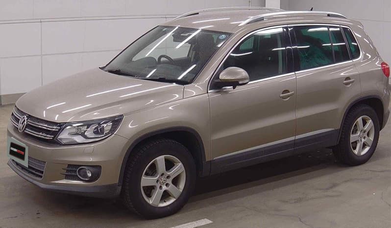 2011 Volkswagen Tiguan image-5