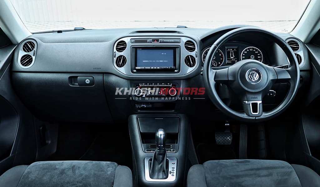 2012 Volkswagen Tiguan image-11