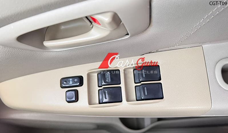 2005 Toyota Hilux Double Cab image-8