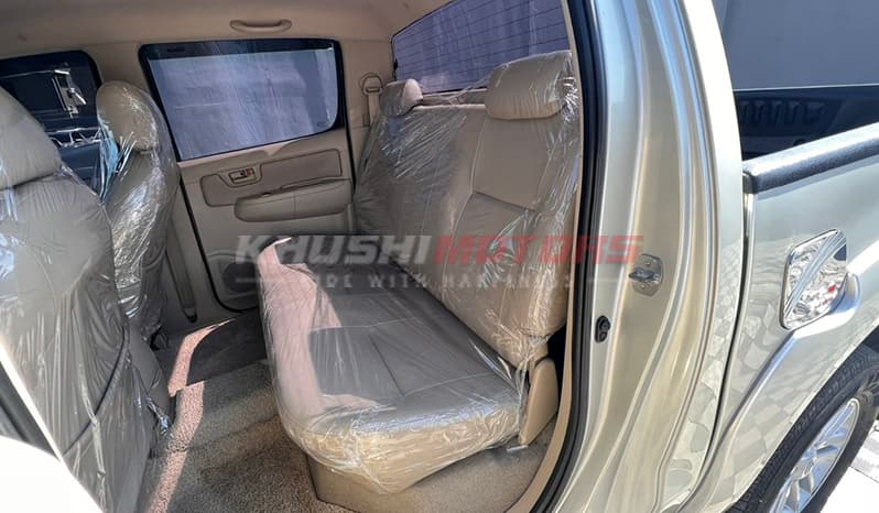 2005 Toyota Hilux Double Cab image-14