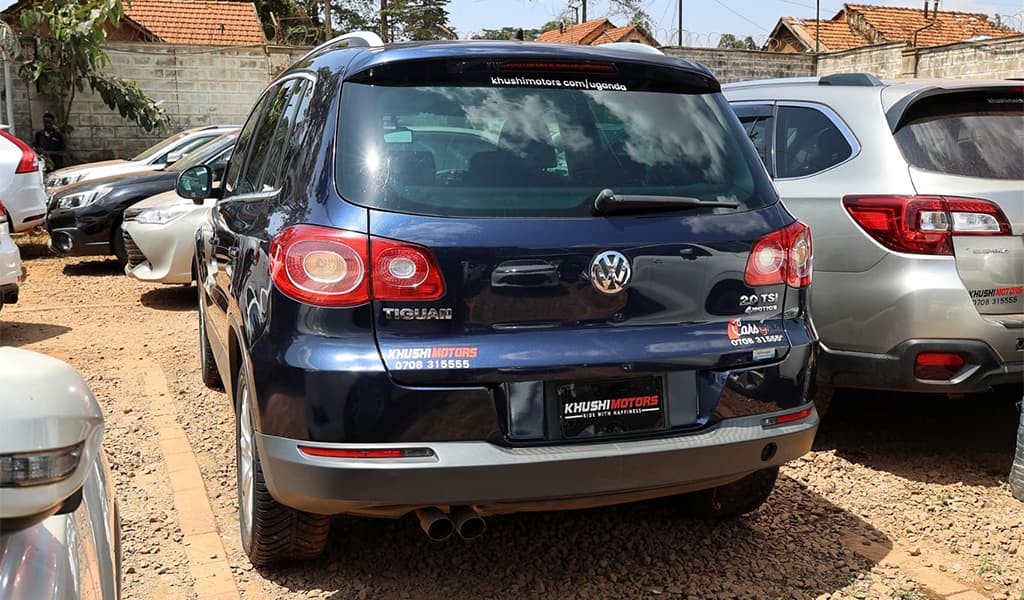 2011 Volkswagen Tiguan LeISTung image-11
