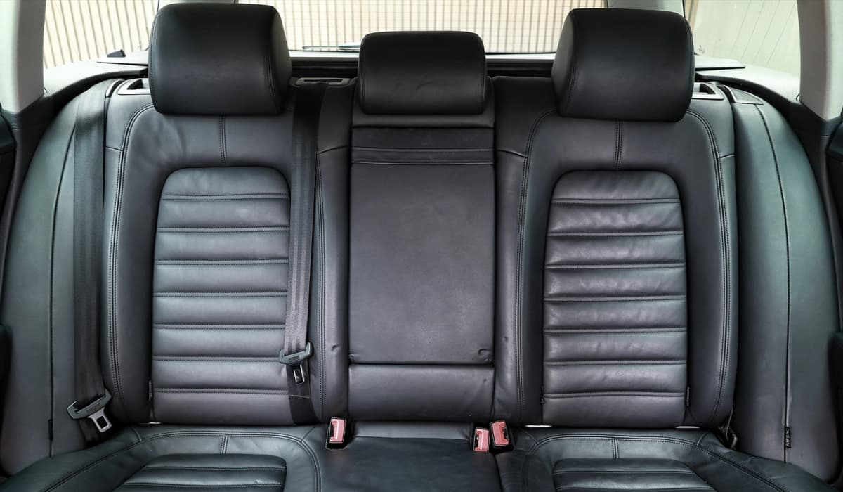 2012 Volkswagen Passat Alltrack image-17