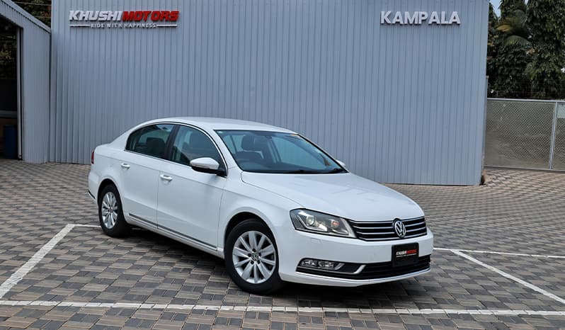 2012 Volkswagen Passat image-1