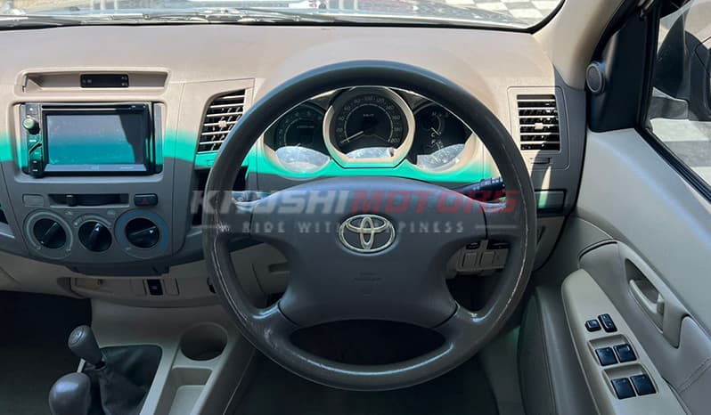 2005 Toyota Hilux Double Cab image-14