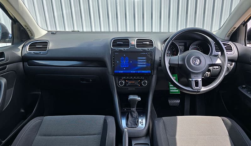2010 Volkswagen Golf Variant image-22