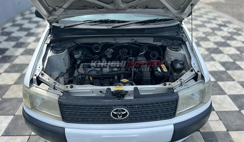 2002 Toyota Probox Van image-5
