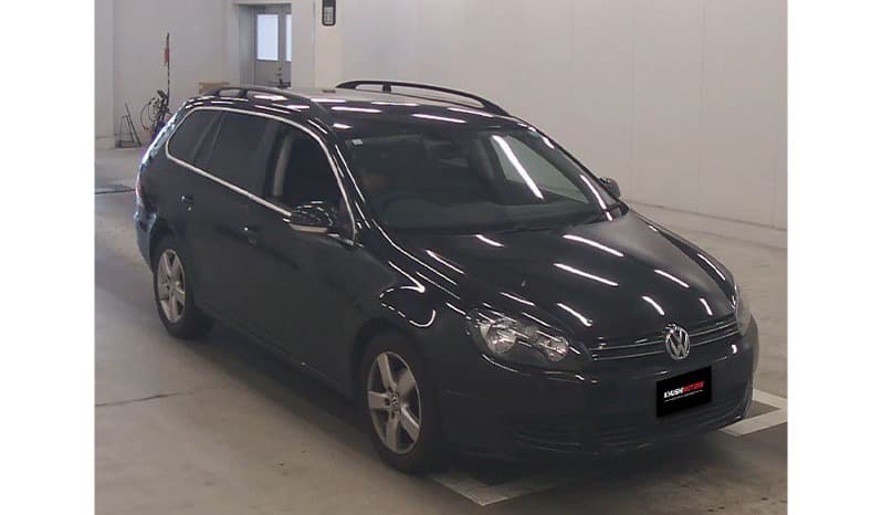 2012 Volkswagen Golf Variant image-2