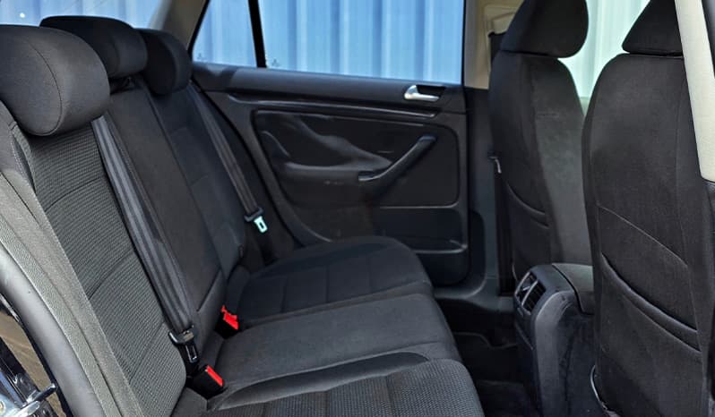 2012 Volkswagen Golf Variant image-16