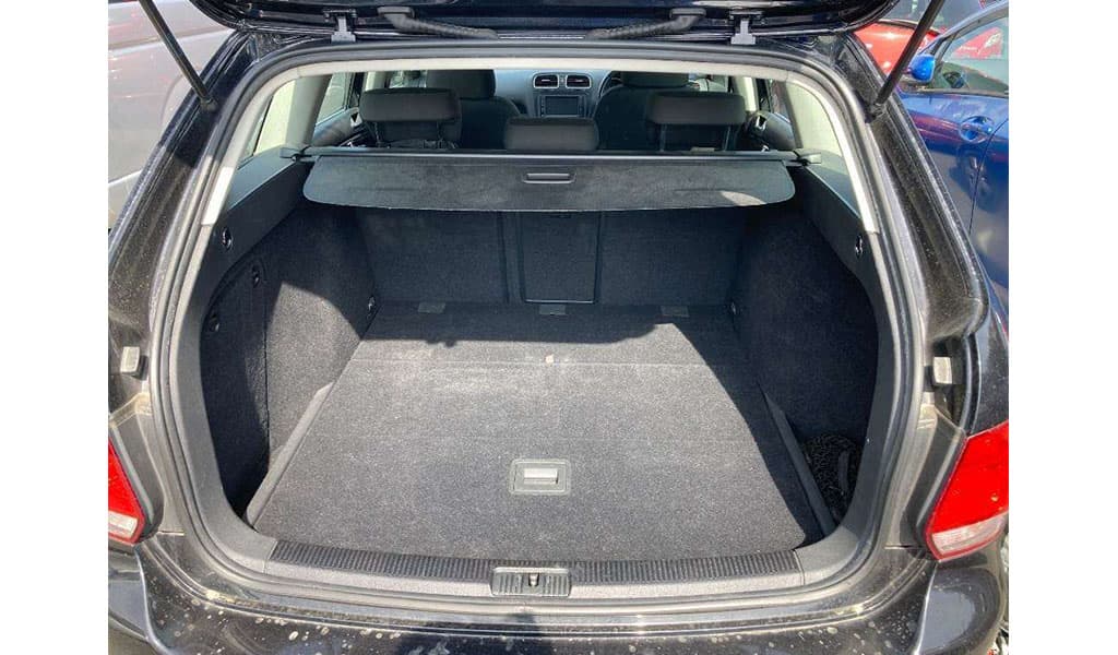 2012 Volkswagen Golf Variant image-14