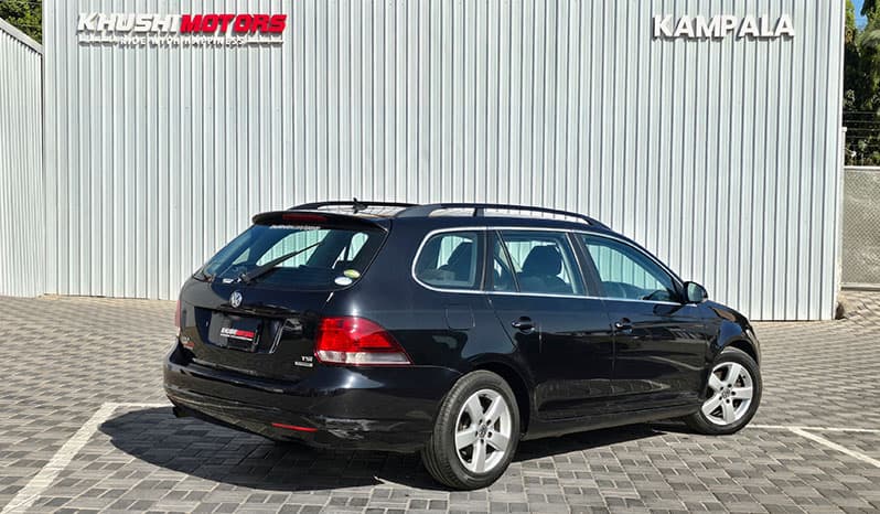 2012 Volkswagen Golf Variant image-21