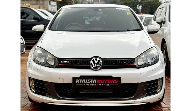 2011 Volkswagen Golf Gti image-1