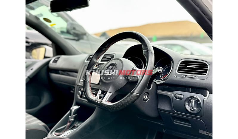 2011 Volkswagen Golf Gti image-11