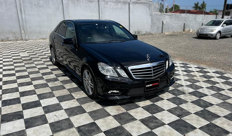 2011 Mercedes-Benz E-Class E550 image-16