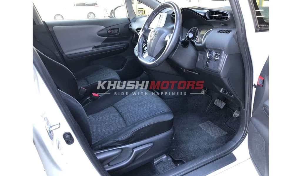 2012 Toyota Wish image-6
