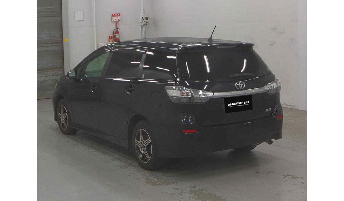 2013 Toyota Wish 1.8X image-2