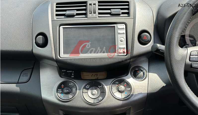 2010 Toyota Vanguard image-6