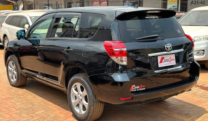 2010 Toyota Vanguard image-1