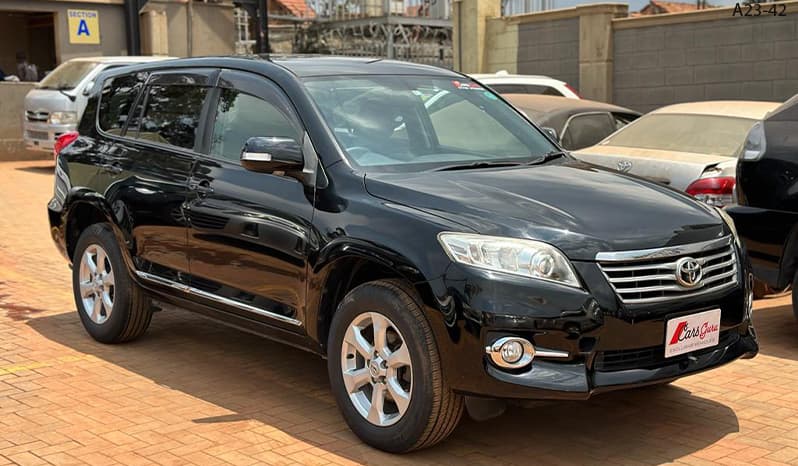 2010 Toyota Vanguard image-2