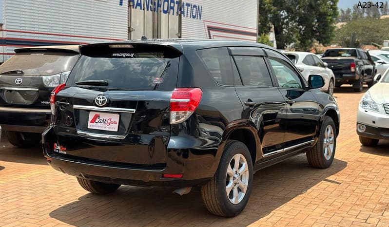 2010 Toyota Vanguard image-5