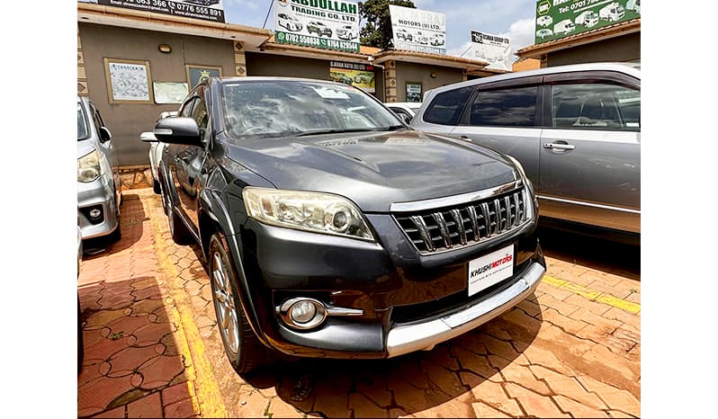 2011 Toyota Vanguard image-14
