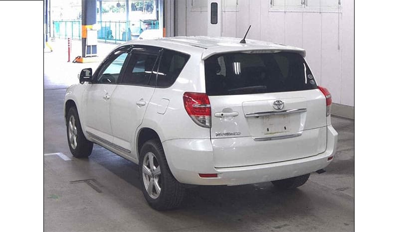2011 Toyota Vanguard image-4