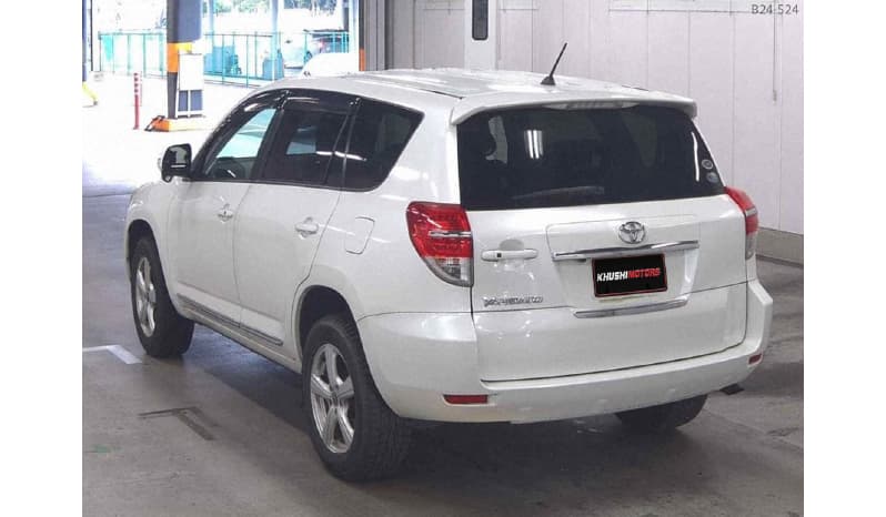 2011 Toyota Vanguard image-8