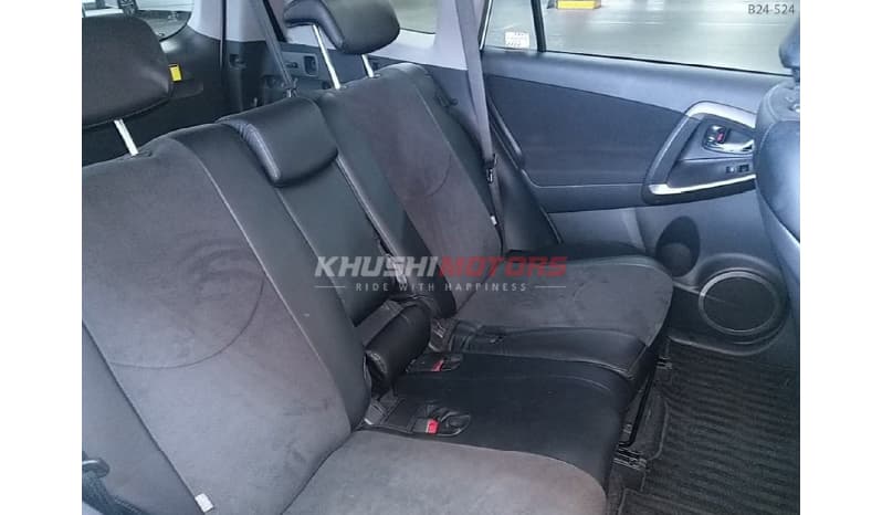 2011 Toyota Vanguard image-11